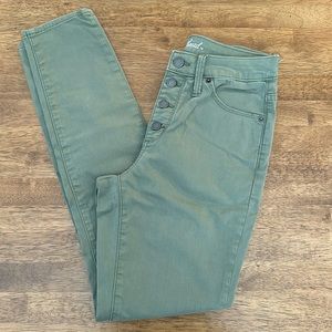 Universal Thread green button fly pants